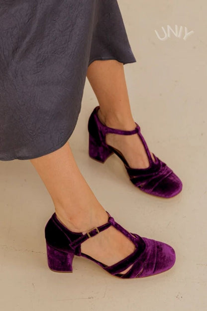 Scarpe con tacco largo in velluto cut-out con fibbia e cinturino a T