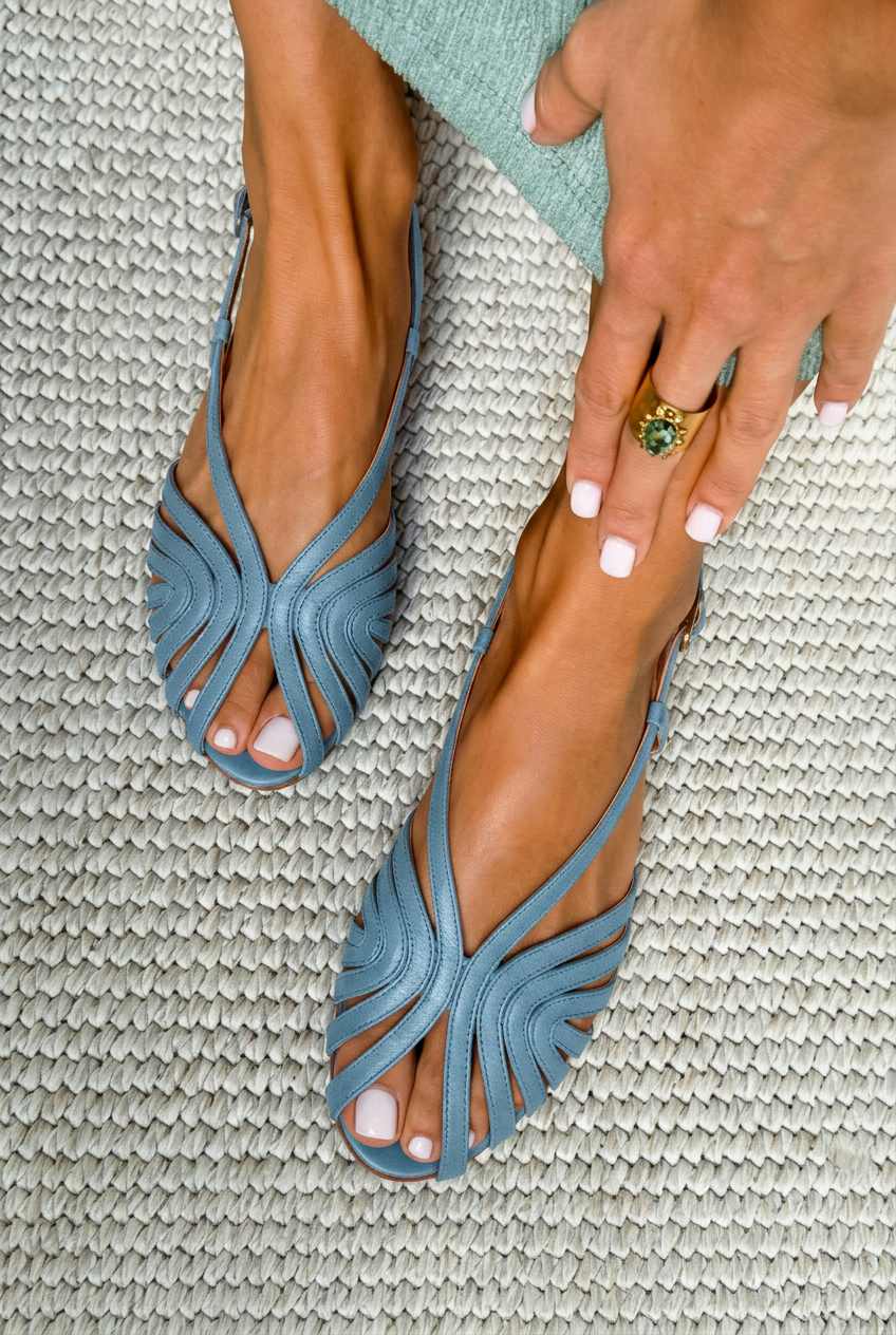 Sandali rossi in pelle con cinturini, peep toe, bassi, estivi