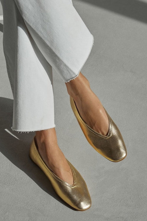 Ballerine dorate metallizzate con punta quadrata