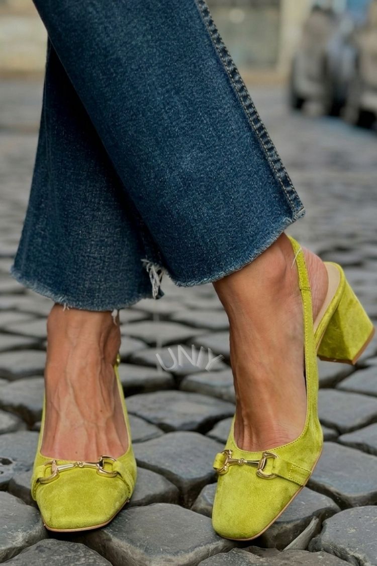 Slingback con tacco a blocco in camoscio oliva