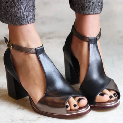Tacco largo peep toe patchwork nero con cinturino alla caviglia