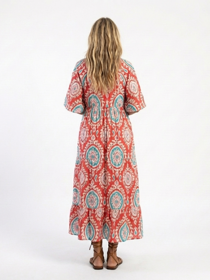 Zaria | Abito midi a maniche corte con scollatura a V e stampa paisley