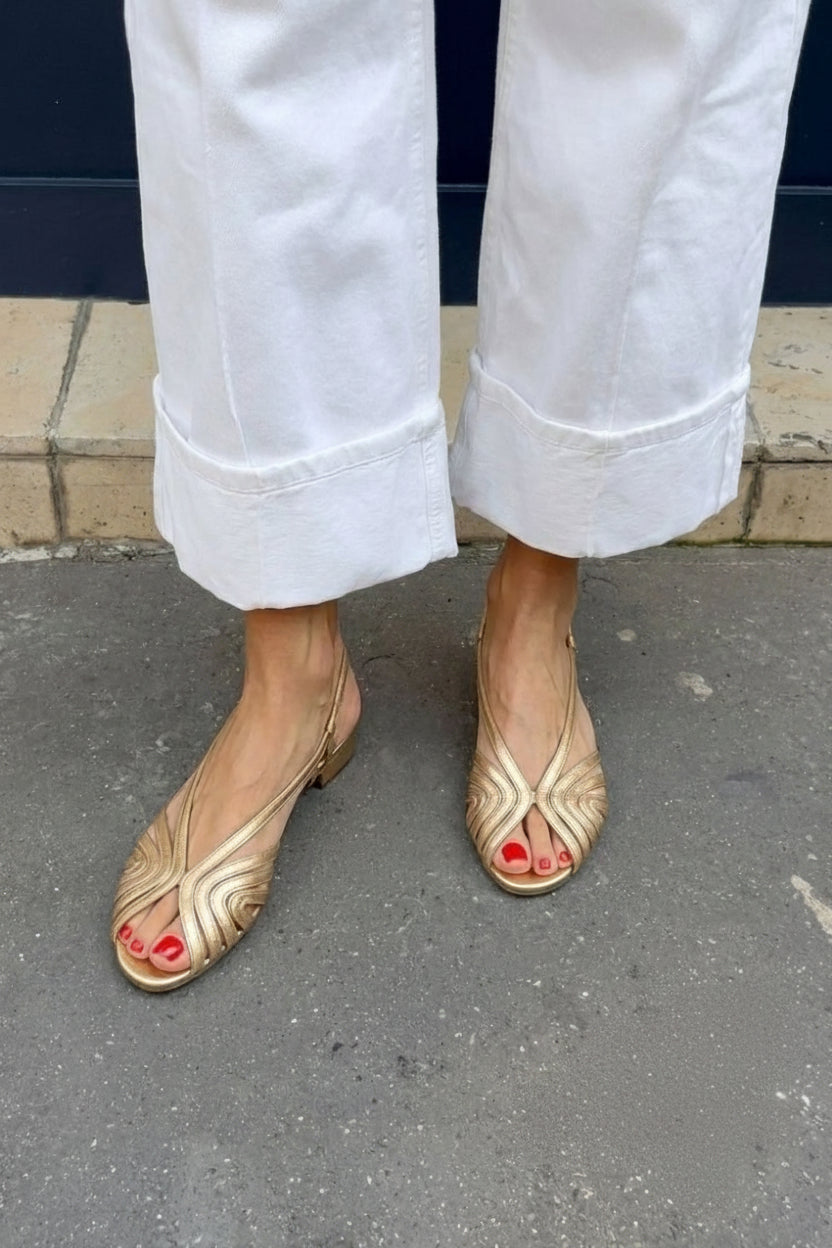 Sandali slingback metallici oro a punta tonda con cinturini