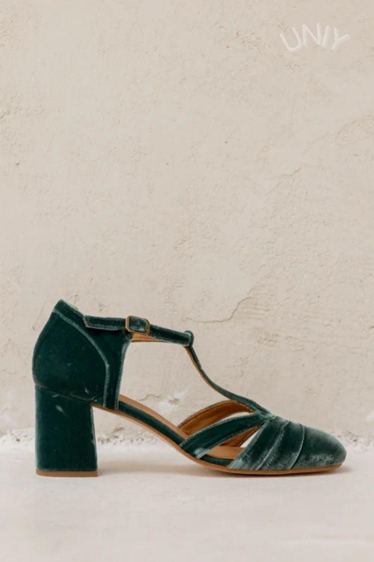 Scarpe con tacco largo in velluto cut-out con fibbia e cinturino a T