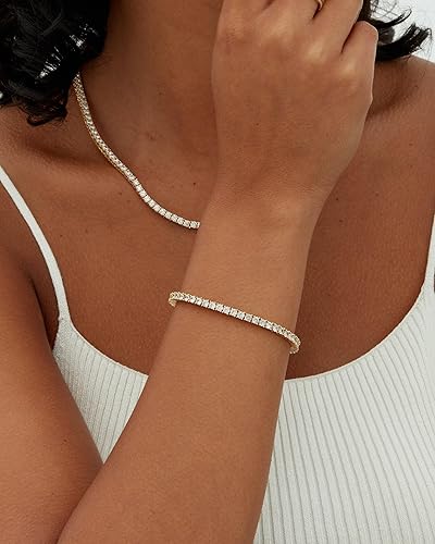 Bracciale dorato in Moissanite