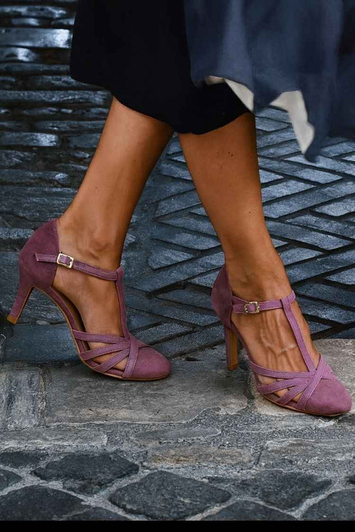 Décolleté in suede a punta chiusa con cinturini incrociati e tacco medio