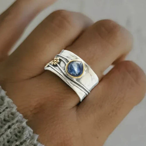 Anello Vintage in Argento Placcato con Smeraldo Blu