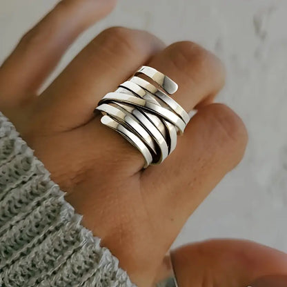 Anello Elegante Vintage in Argento