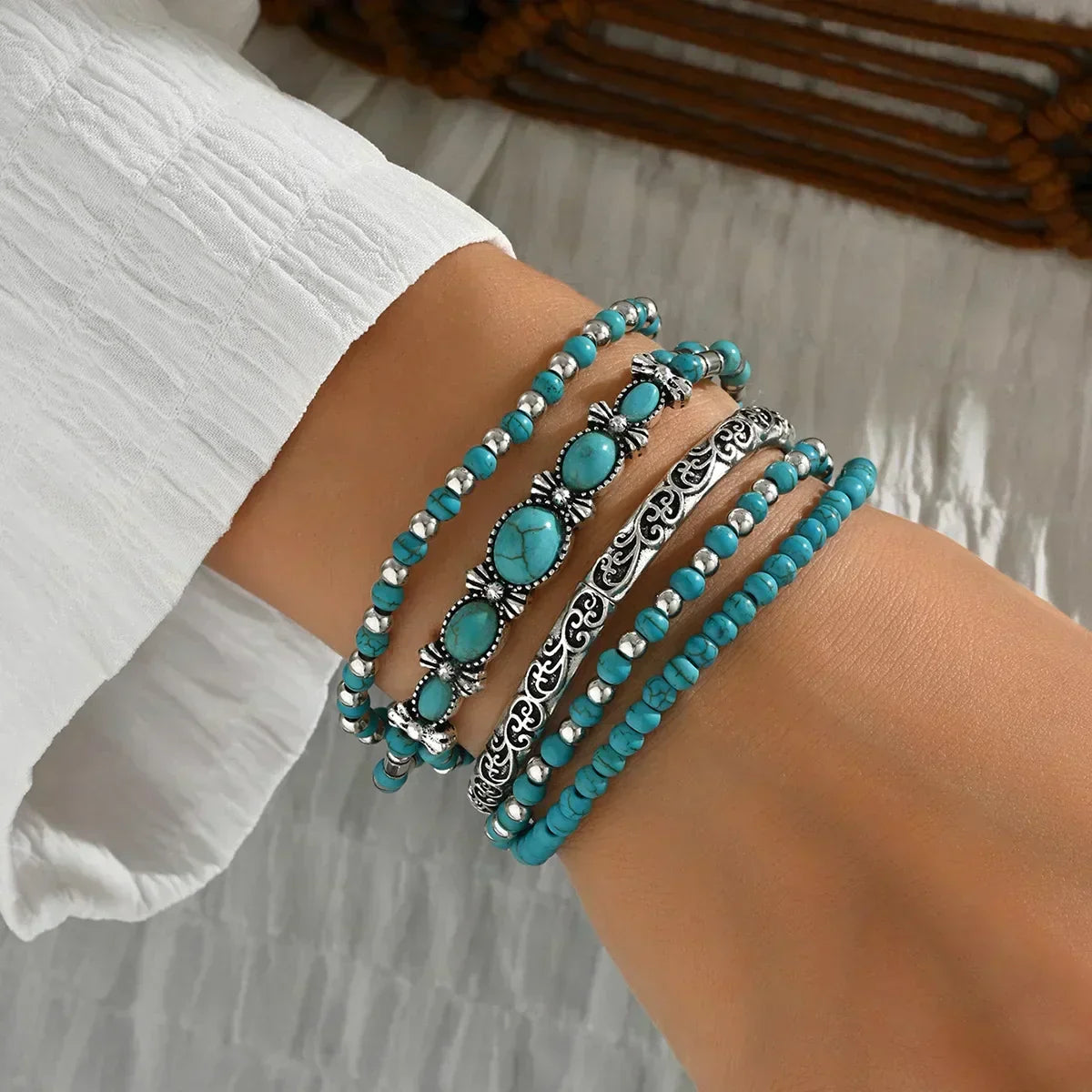 Set di bracciali con perle turchesi