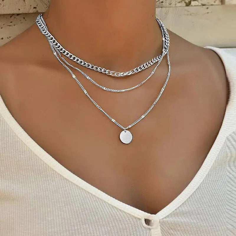 Collana elegante in oro e argento