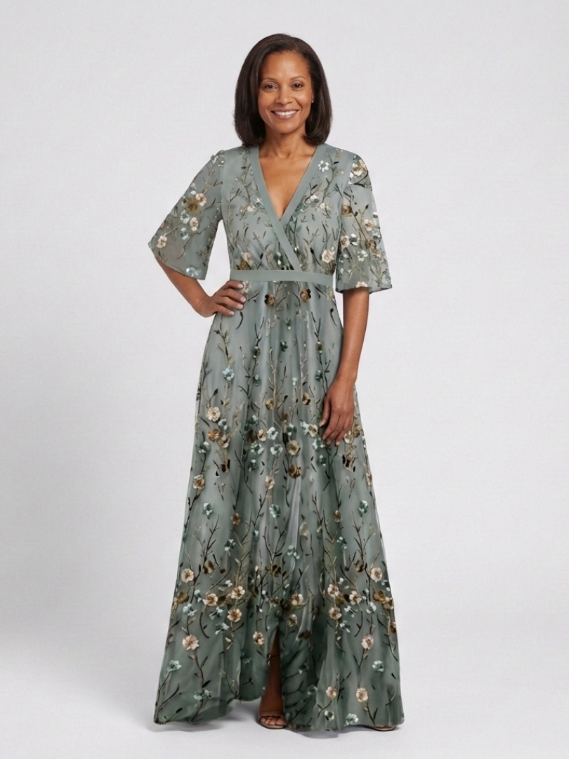Evadne | Abito maxi floreale con scollo a V e maniche corte