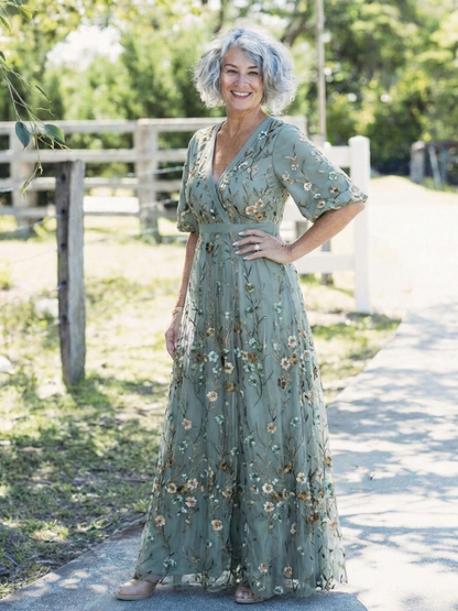 Evadne | Abito maxi floreale con scollo a V e maniche corte