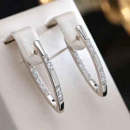 Orecchini eleganti con zirconia