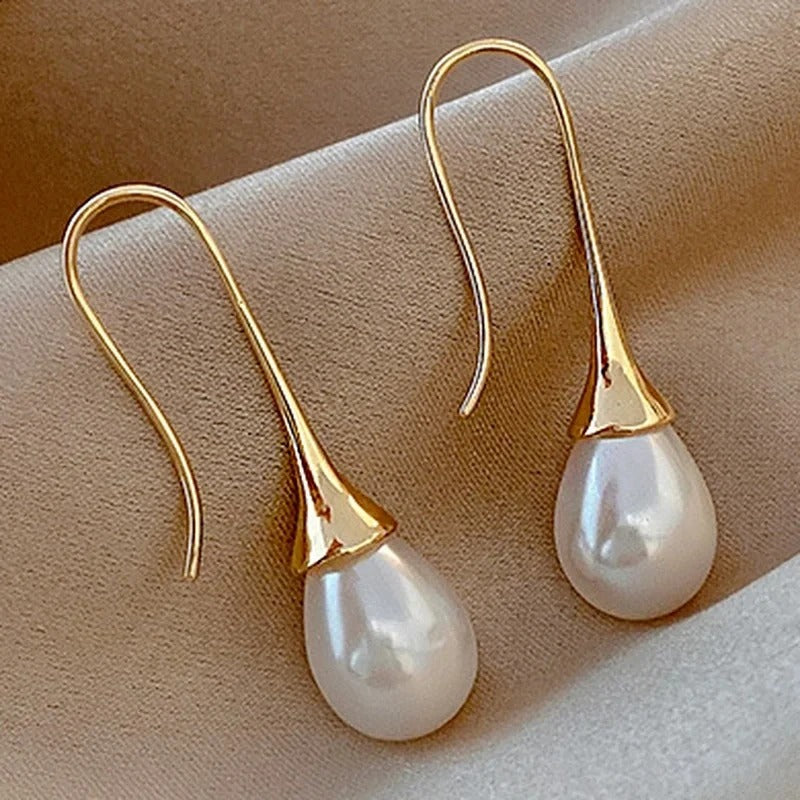 Orecchini classici con perle Helena